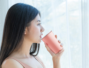 Multiple Perspectives on Why Water Bottles Remain Timeless as Gift Items – Insights from a Female Lifestyle Blogger