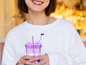 Multiple Perspectives on Why Water Bottles Remain Timeless as Gift Items – Insights from a Female College Student