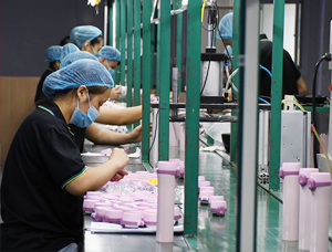 Where is the way out for Chinese drinking bottle processing enterprises