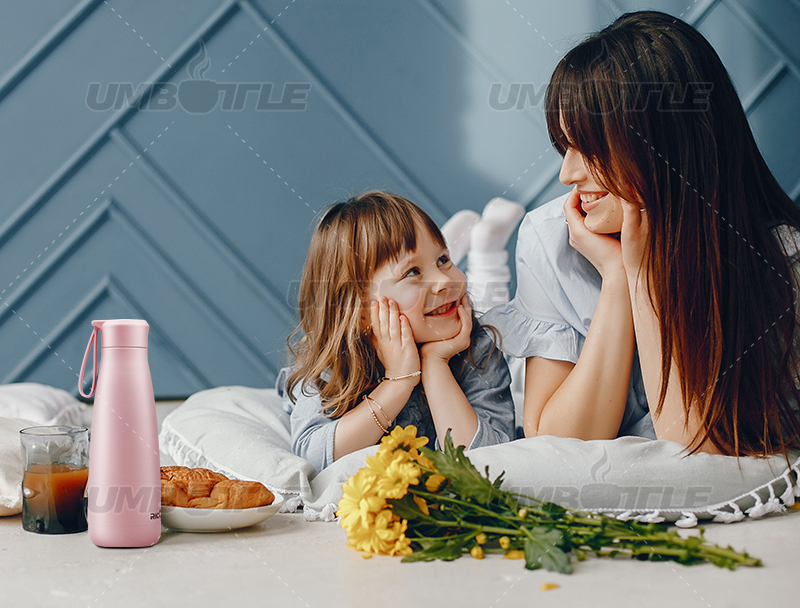 A Mother's Voice - How to Choose an Ideal Water Bottle for Children?