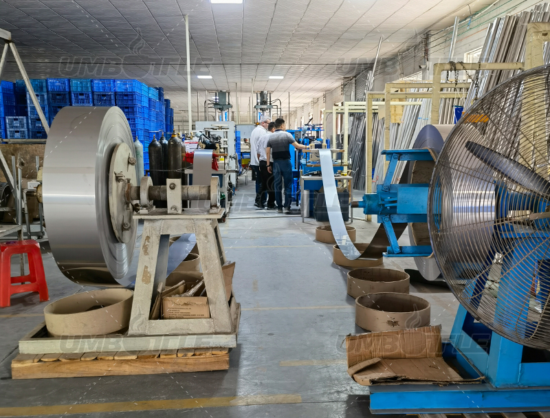 How is the double-layer stainless steel thermos produced?
