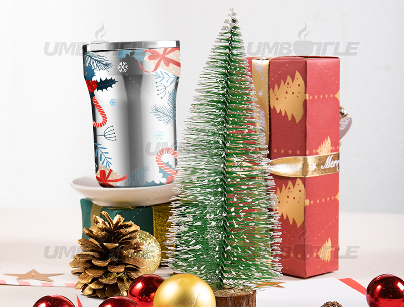 Why is Christmas an important sales season for the North American water bottle market? (II)