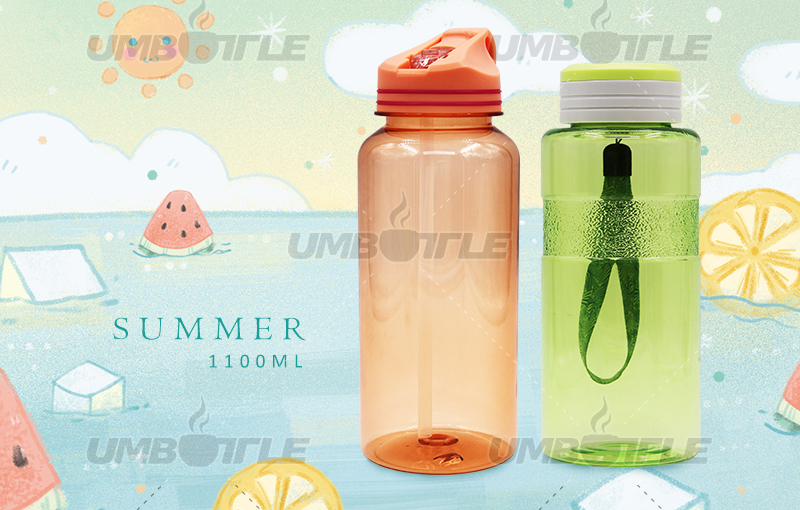 Why are super-capacity drinking bottle popular this summer