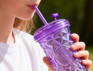 What Kinda Water Bottle Do You Really Need? (Part V-I) What Kinda Water Bottle Do You Really Need? (Part V-I)